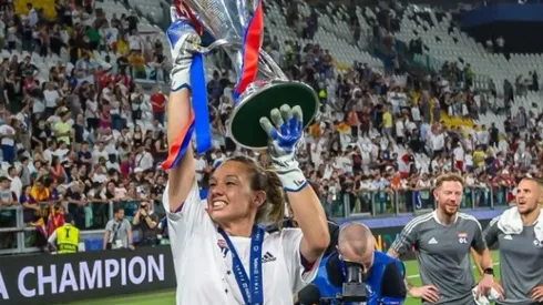 Christiane Endler es nominada al Balón de Oro femenino.