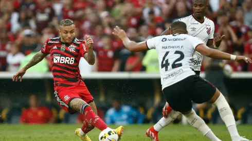 El Flamengo viene de golear al Paranaense, pero por Brasileirao