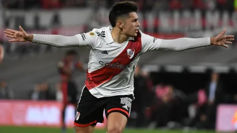 Pablo Solari anotó un doblete por River Plate