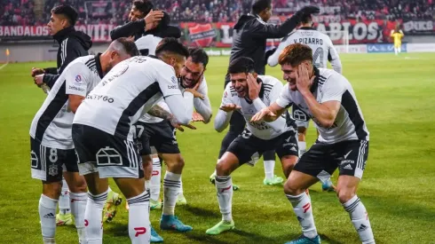 Gustavo Quinteros es puro optimismo de cara al partido ante Ñublense.