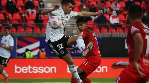 Colo Colo goleó a Unión La Calera en la primera rueda