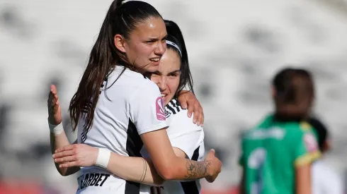 Colo Colo Fem saca chapa de candidato por el título con goleada frente al Audax.