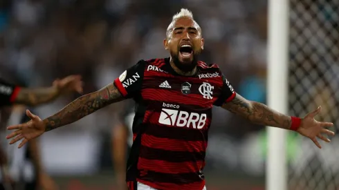 Arturo Vidal está cerca de otro título con el Flamengo