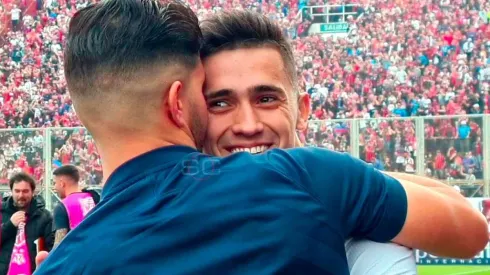 Se volvieron a ver: Solari se saluda con Blandi después de coincidir en Colo Colo.