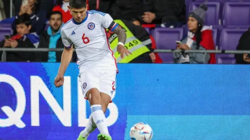 Esteban Pavez jugó el partido completo ante Qatar