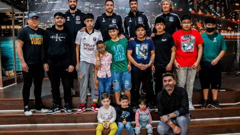 Niños de La Legua fueron invitados al clásico por jugadores de Colo Colo.