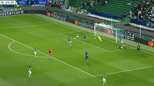 ¡Sánchez histórico! El ex Colo Colo anota en triunfo de Marsella y se convierte en máximo goleador chileno en Champions.