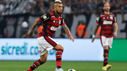 El King va por un nuevo trofeo: Vidal vive semana clave buscando la titularidad.