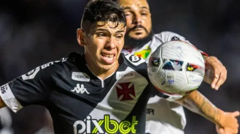 Carlos Palacios expresa su deseo de jugar en Colo Colo