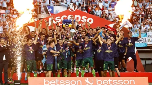 Magallanes sube a Primera y se reencontrará con Colo Colo.