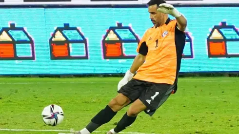 Bravo vuelve a la Roja y se pierde los amistosos ante Colo Colo.