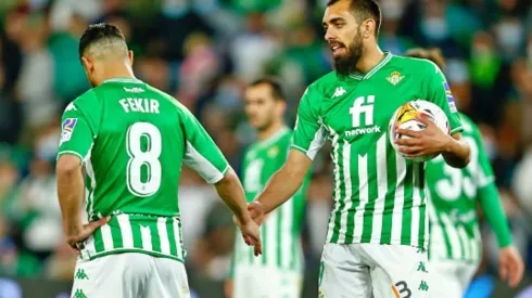Borja Iglesias y Fekir encabezan lista de citados del Betis para los amistosos ante Colo Colo y River.