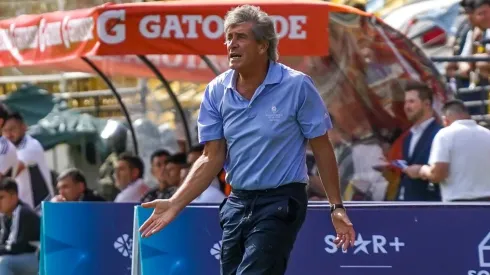 Manuel Pellegrini se fue expulsado en el Betis ante Colo Colo