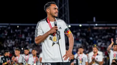 Suazo llegará al entrenamiento de Colo Colo a despedirse.