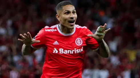 Paolo Guerrero estuvo en la órbita de Colo Colo