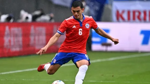 Si no se consigue a Catálán: Colo Colo define su opción B para la defensa.