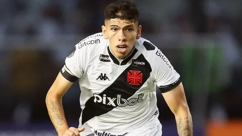 Carlos Palacios viaja el fin de semana para firmar con Colo Colo.