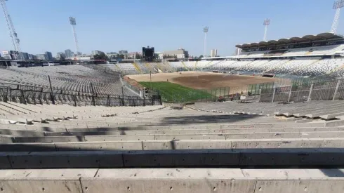 Estadio Monumental y su nuevo pasto