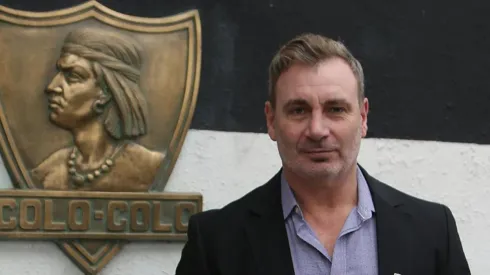 Barticciotto gestiona invitación de exfutbolista asista a la Supercopa.