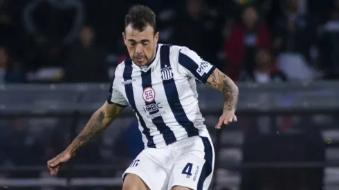 Desde Argentina buscan complicar el fichaje de Catalán por Colo Colo.