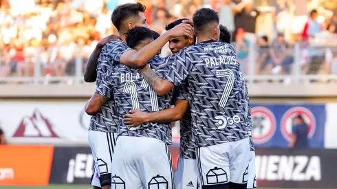 En Colo Colo aprueban la llegada de un nuevo lateral derecho.