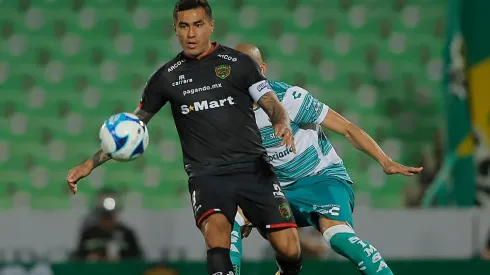 Exdefensor paraguayo de Colo Colo le tiene fe ciega a Darío Lezcano.