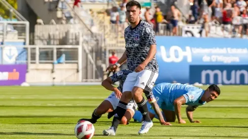 César Fuentes es utilizado como lateral derecho por Quinteros