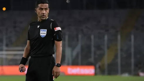 Felipe González arbitrará el encuentro entre Colo Colo y Everton