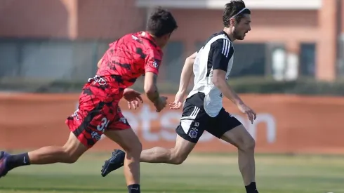 Colo Colo vence a Lautaro de Buin en partido amistoso.