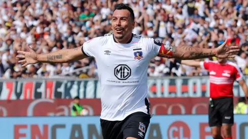 Colo Colo tiene rival internacional para despedir a Paredes.