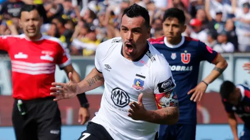 Esteban Paredes enciende el Superclásico.
