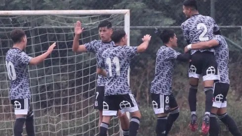 Colo Colo derrotó sin inconvenientes a Coquimbo Unido