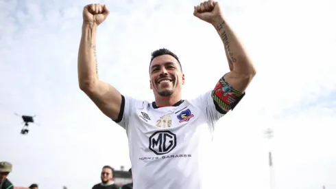 Monumental lleno para la despedida de Paredes con Colo Colo.