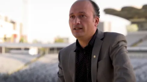 Edmundo Valladares critica a Blanco y Negro