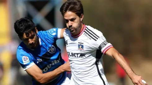 Colo Colo salió con un brazalete en honor a Arturo Jáuregui.