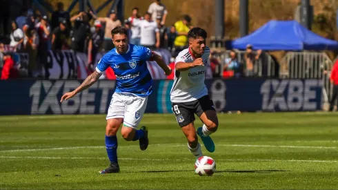 Damián Pizarro en el partido frente a Huachipato.