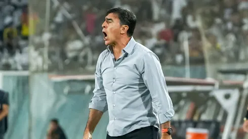 Gustavo Quinteros golpea la mesa y pide todo el peso de la ley contra los vándalos.