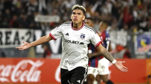 Palacios destaca en el once ideal del mes en Latinoamérica.