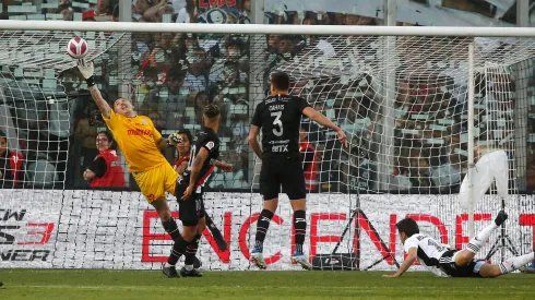 Portero de Curicó quiere tener algún día una oportunidad en Colo Colo.