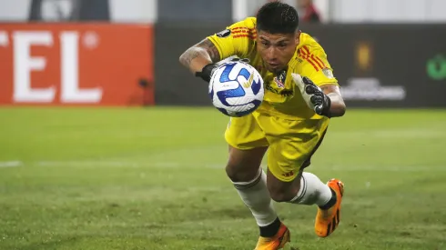 Brayan Cortés volverá a ser el portero titular de Colo Colo