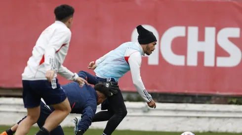 Suazo se reencuentra con ex compañeros y palanquea a Cortés.