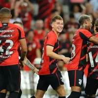 Arriagada y Paranaense quieren soñar con la Libertadores