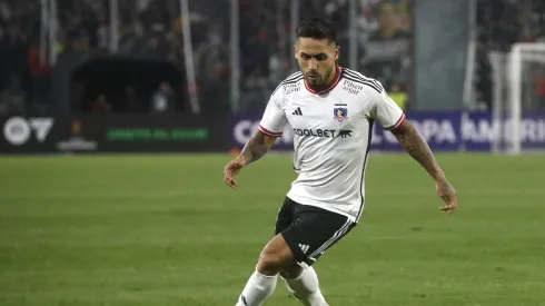 Pinilla no tiene piedad y le da con todo a Marcos Bolados.