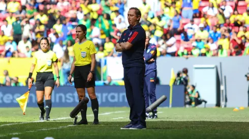 Luis Mena analiza su debut al mando de la Roja Femenina.