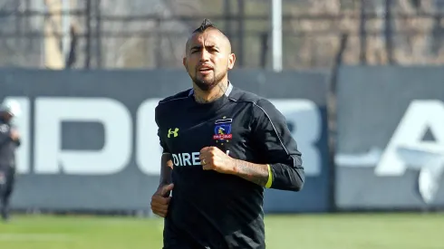 ¿Palo a Vidal? El provocativo lienzo desplegado en la victoria de Colo Colo.