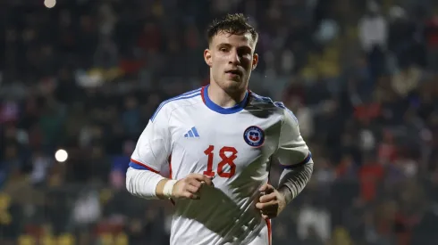 Presidente de la UC advierte a Colo Colo por Bruno Barticciotto.