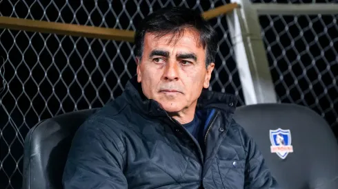 Un histórico de Colo Colo sale en defensa de Gustavo Quinteros.