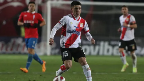 Zavala fue la figura en el triunfo de Curicó Unido ante la UC.