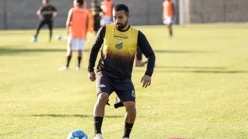 Rabello vive su peor experiencia y prepara regreso a Chile.