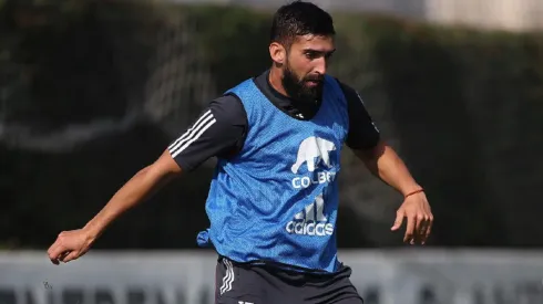 Emiliano Amor fue saludado por la clínica que lo operó.